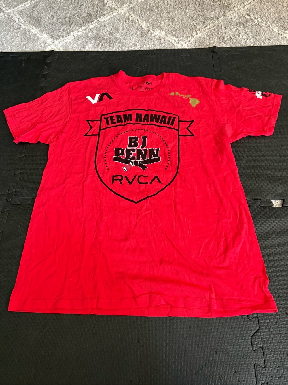 RVCA x BJ Penn Team Hawaii Logo T Shirt Mens XL Red Black Belt Tee Jiu Jitsu